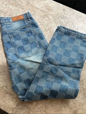 Checkerboard Straight-Leg Jeans in Blue
